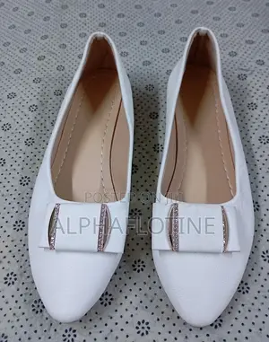White Soft Sole Single Shoes Flat Heels