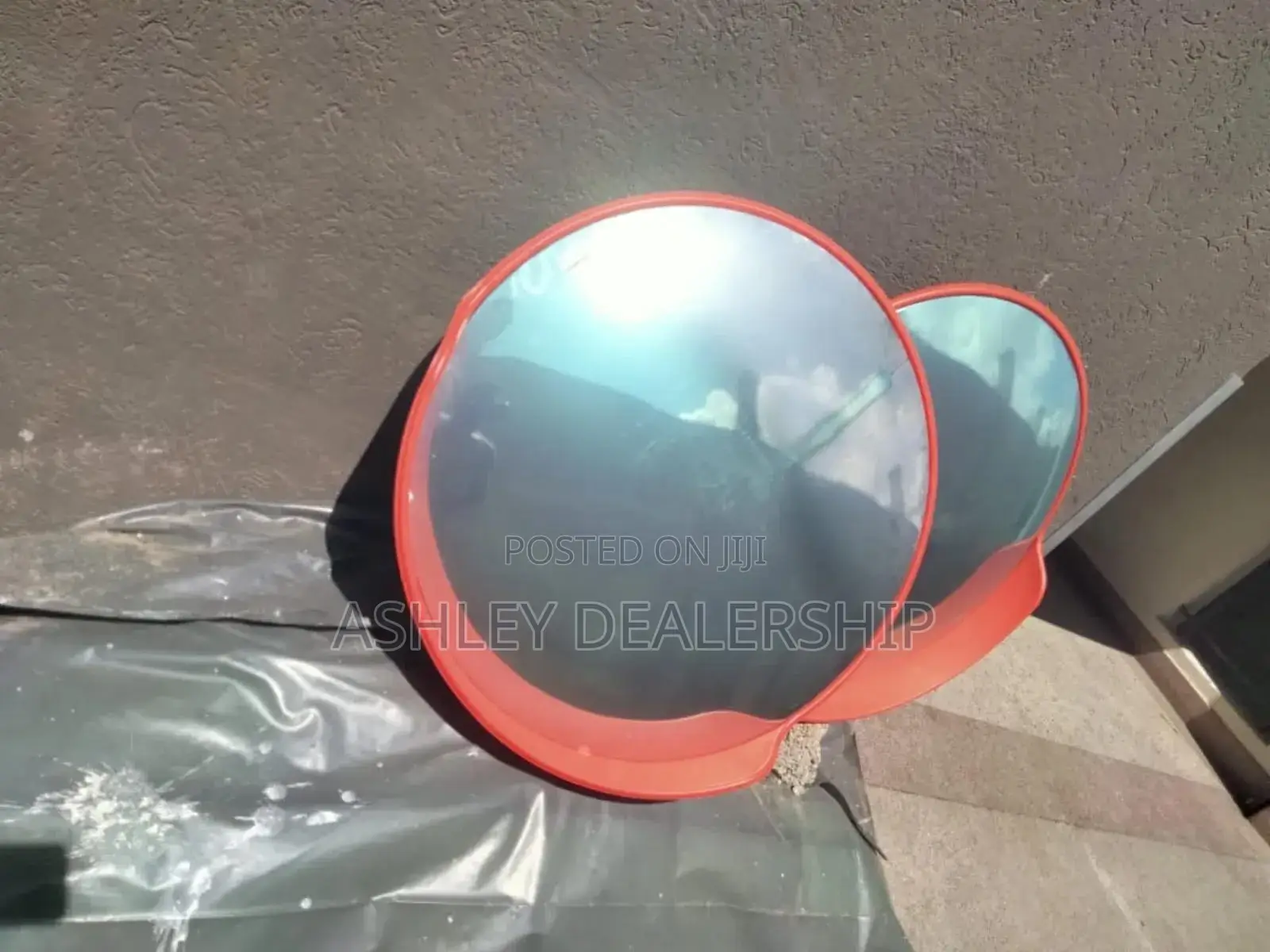 Convex Mirror