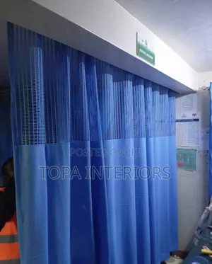 Well Ventilated Blue Hospital Curtains for Ward Partitioning