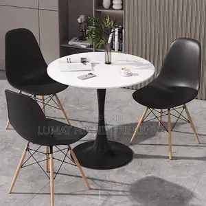 Home Eames Dinning Table