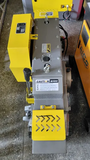 Heavy Duty Bar Cutting Machine With Electric Motor.