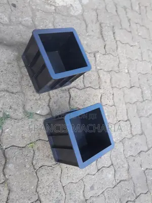Durable Plastic Test Cube Moulds