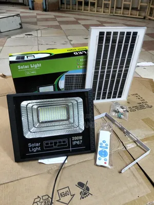 New Solar Flood Light 200 Watts With Sensors And Panel