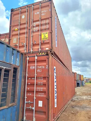 Clean,Ready Shipping Containers – Ideal For Homes, Shops & Warehouses”