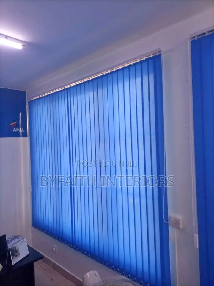 Neat Vertical Office Blinds