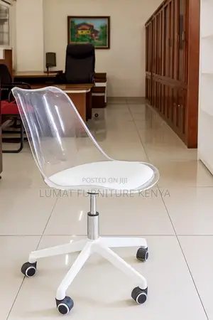 Contemporary Office Chair