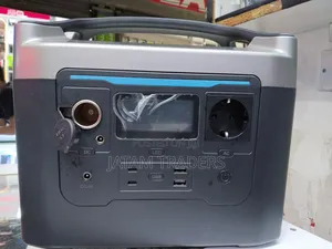 400 Watts Portal Power Station With 100 Watts Panel