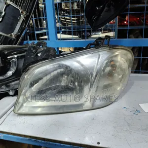 Mazda Tribute Non Xenon Headlight