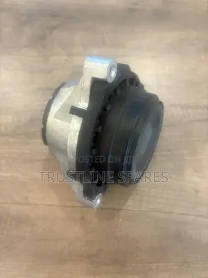 BMW 1 Series Engine Mounting