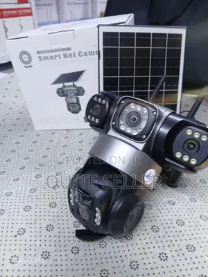 Three Lens Auto Tracking Solar PTZ Security CCTV Camera