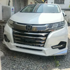 Honda Odyssey 2.0 Hybrid (7 seater) 2019 White
