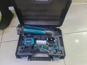 Makita Laser Level With Stand