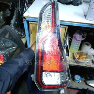 Nissan Serena 2018 Backlight