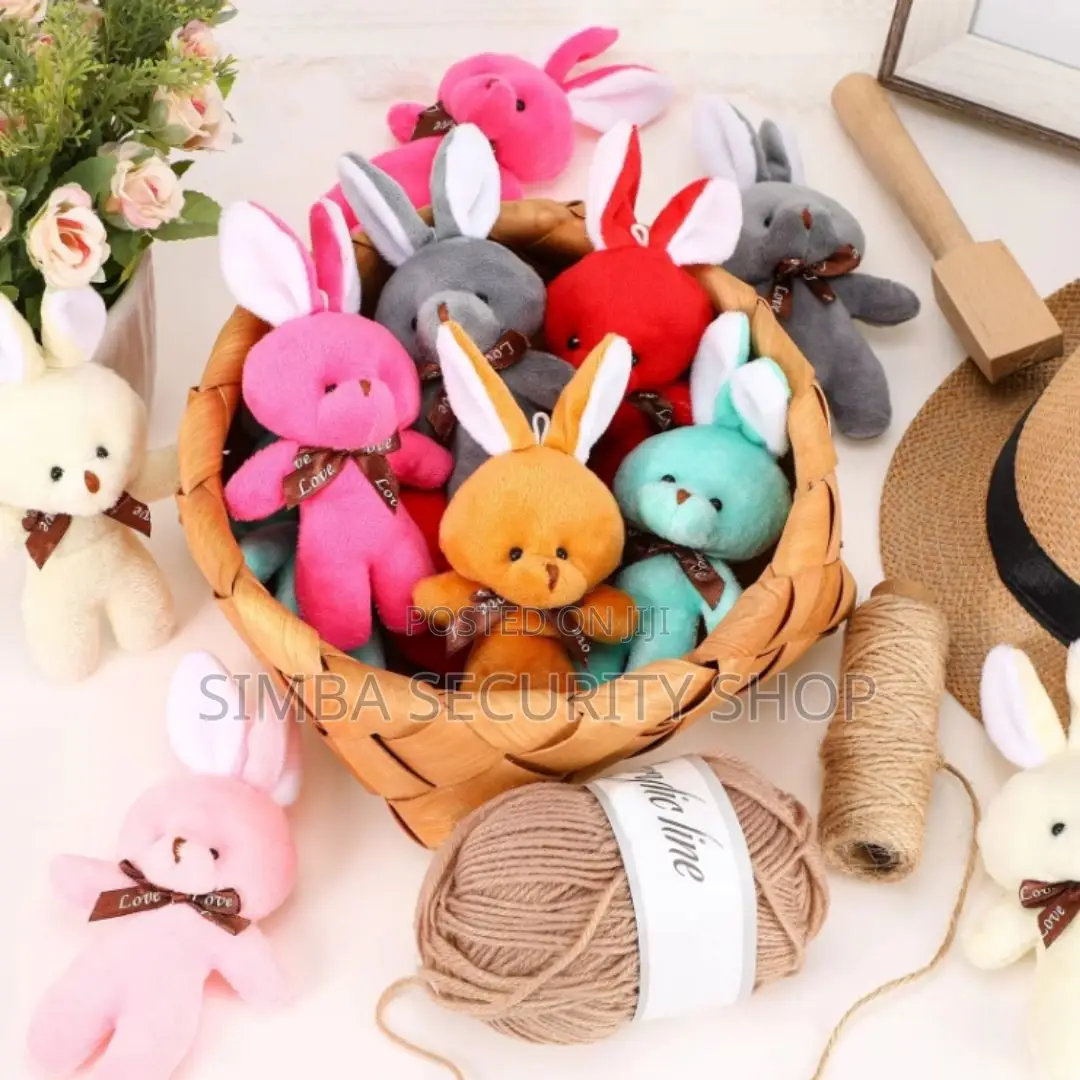 Plush 3d Rabbit Bunny Keychain Gift for Daughter Girlfriend Keyholder