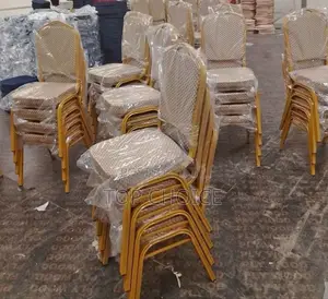 Berge Banquet Chair