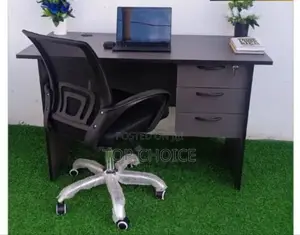 Office Desk /Mesh Chairs