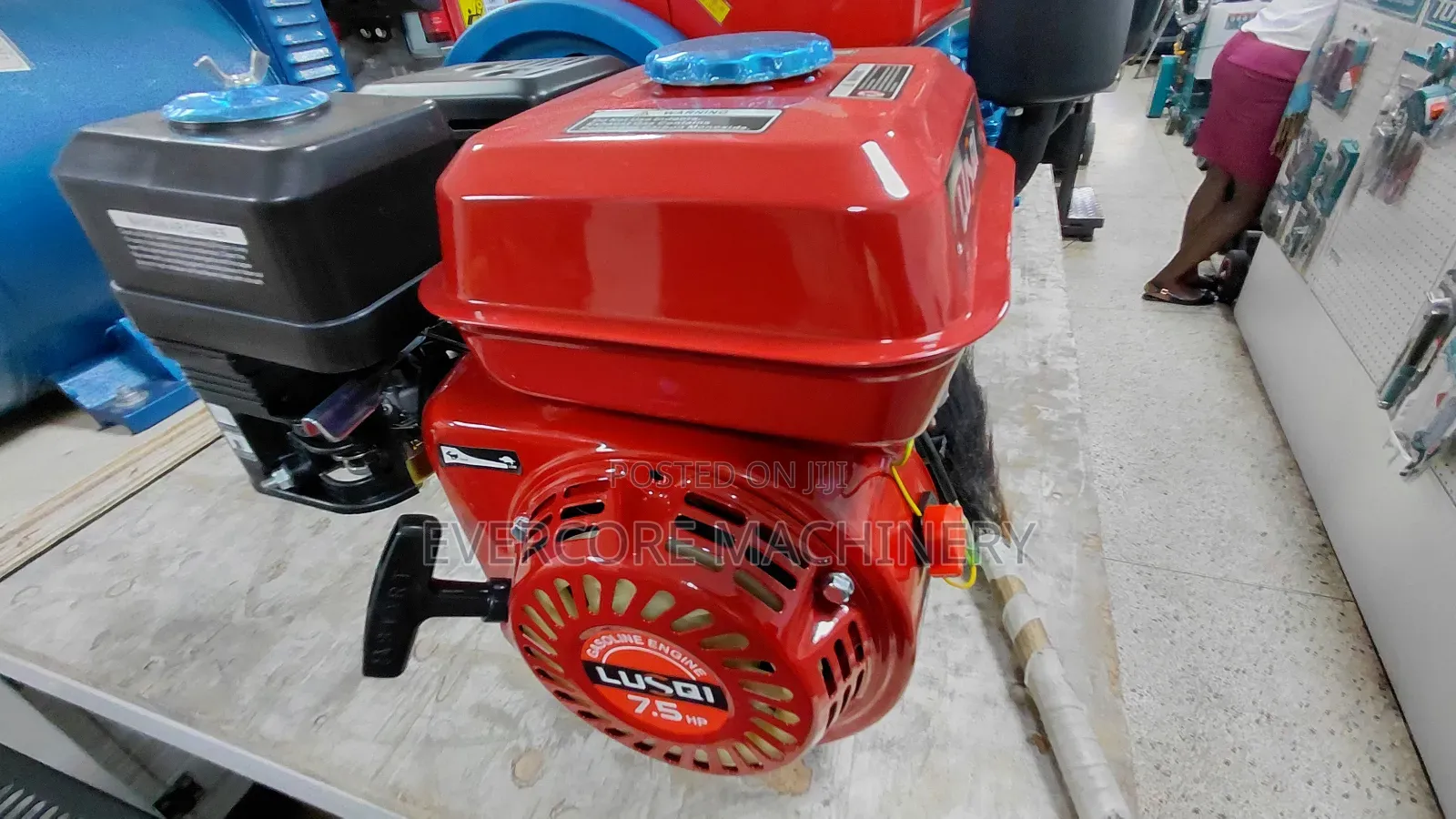 7.5hp Petrol Powered Engine With Pulley.