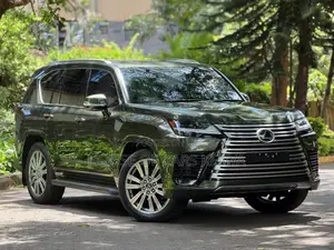 Lexus LX LX 600 2024 Green