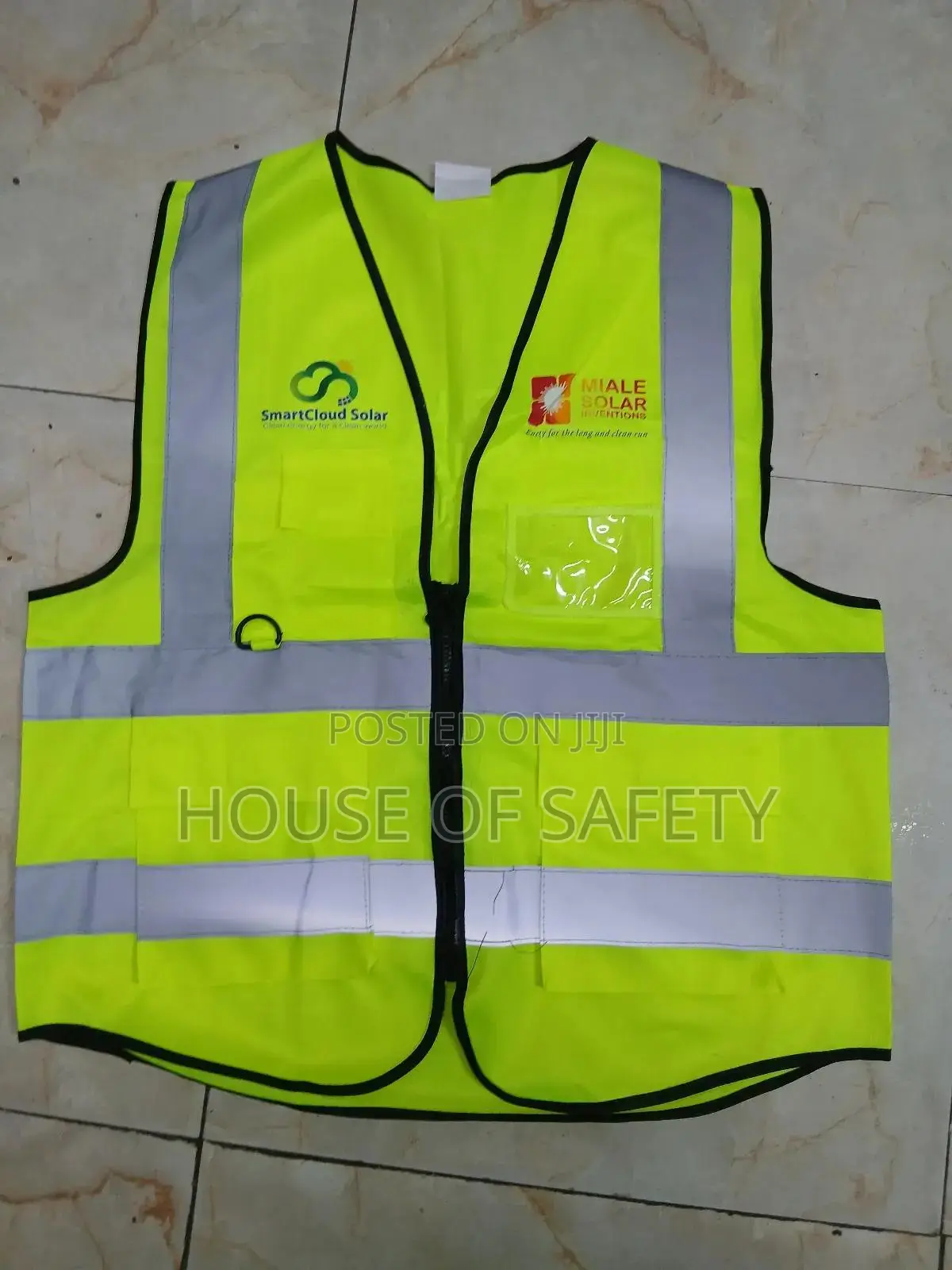 Smart Cloud Solar Branded Reflectors With Zip