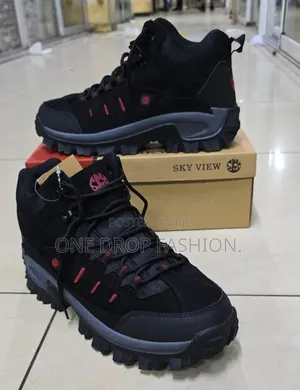 Skyview Boots