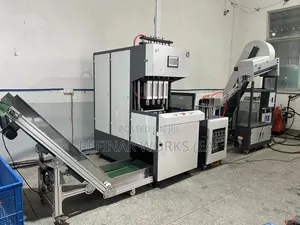 4 Cavity Pet Bottle Blowing Machine – 2000bph | Preform To Bottle