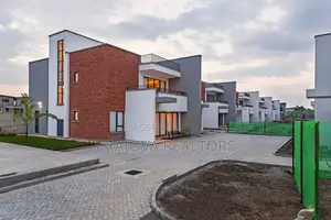 4bdrm Townhouse/Terrace in Langata for sale