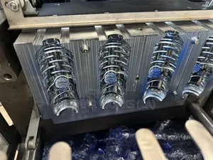 High-speed 4 Cavity Pet Blowing Machine 2000 Bottles Per Hour