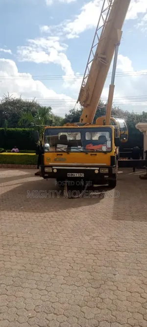 Crane for Hoisting and Logistics Services Are at Hand