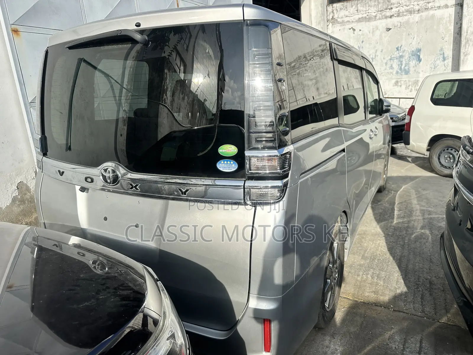 Toyota Voxy 2019 Silver