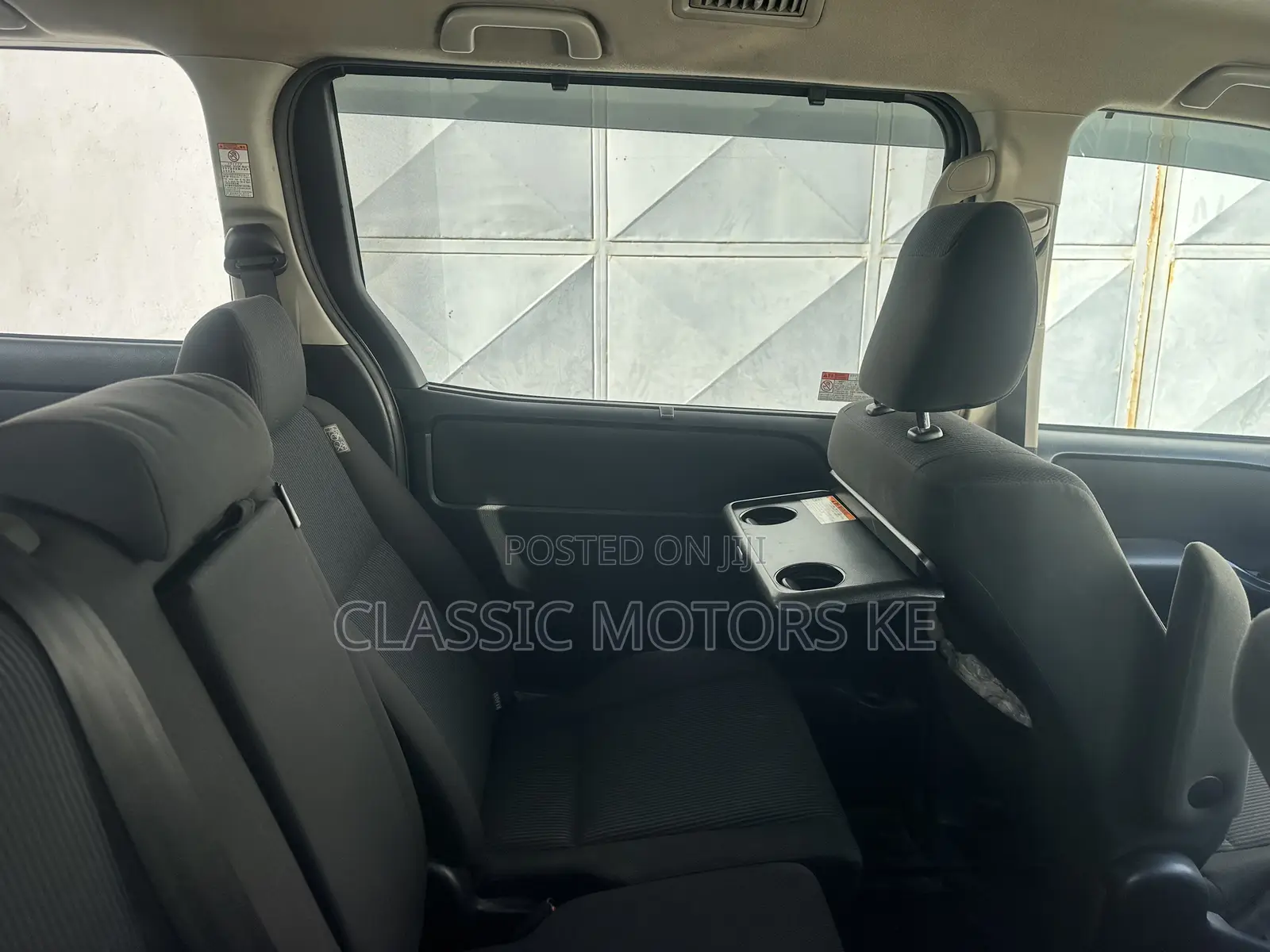 Toyota Voxy 2019 Silver
