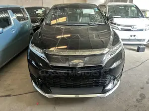 Toyota Harrier 2.0 4WD 2020 Black