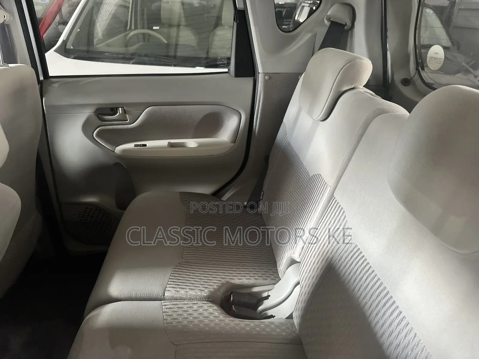 Daihatsu Move 2019 Silver