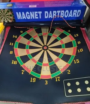 Classic 17" Magnetic Dart Board