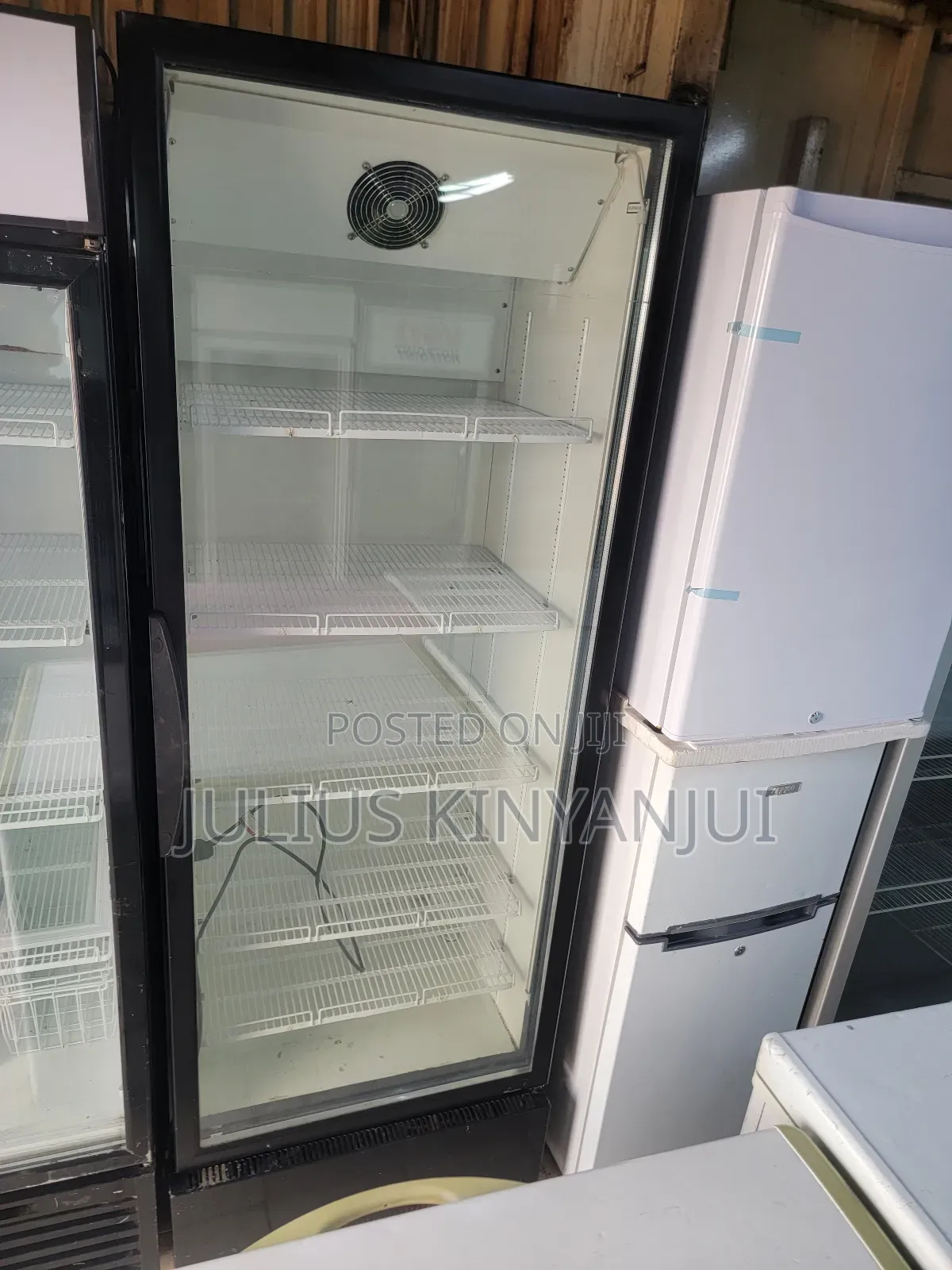 680l One Door Showcase Fridge