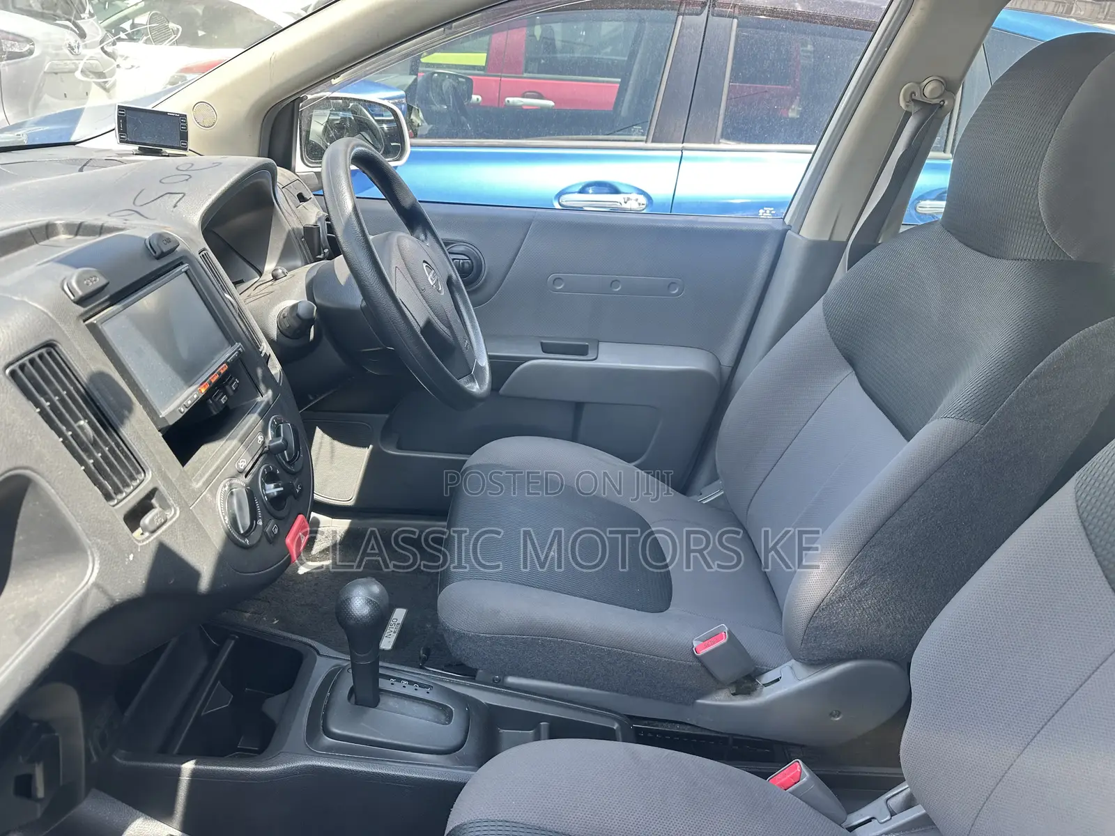 Nissan Advan 2019 White