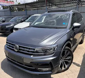Volkswagen Tiguan 2.0T S AWD 4MOTION 2020 Gray