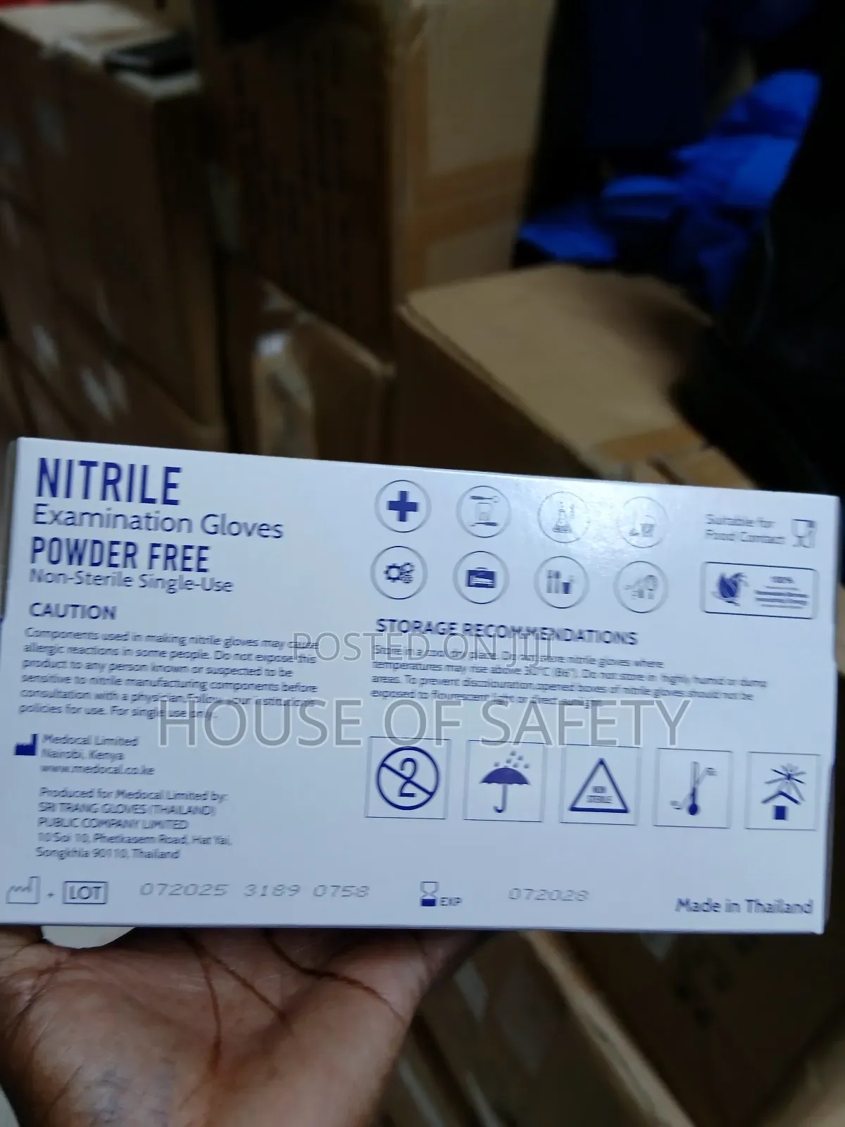 Single Use Nitrile Gloves A Box