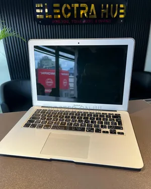 Laptop Apple MacBook Air 8GB Intel Core I7 SSD 128GB