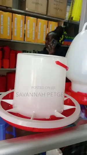 Plastic Manual Poultry Chicken Feeder (3kg) + 3 Litres Drinker Set