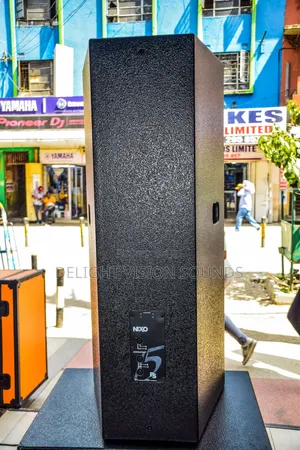 Speaker Nexo 215