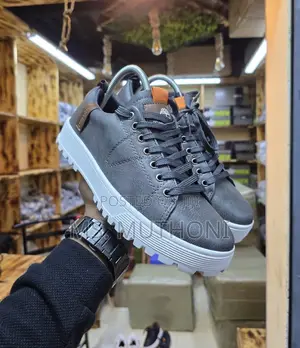 Casual Sneakers With a White Chunky Sole Size 40-45