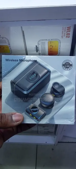 Wireless Lavalier Microphone Set