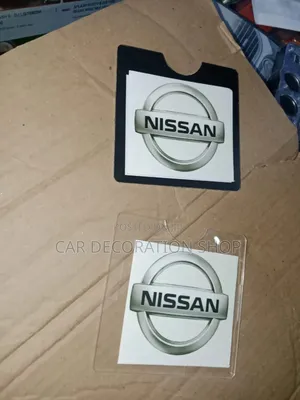 Nissan Windscreen Mounts Insurance Pockets in Black or Clear