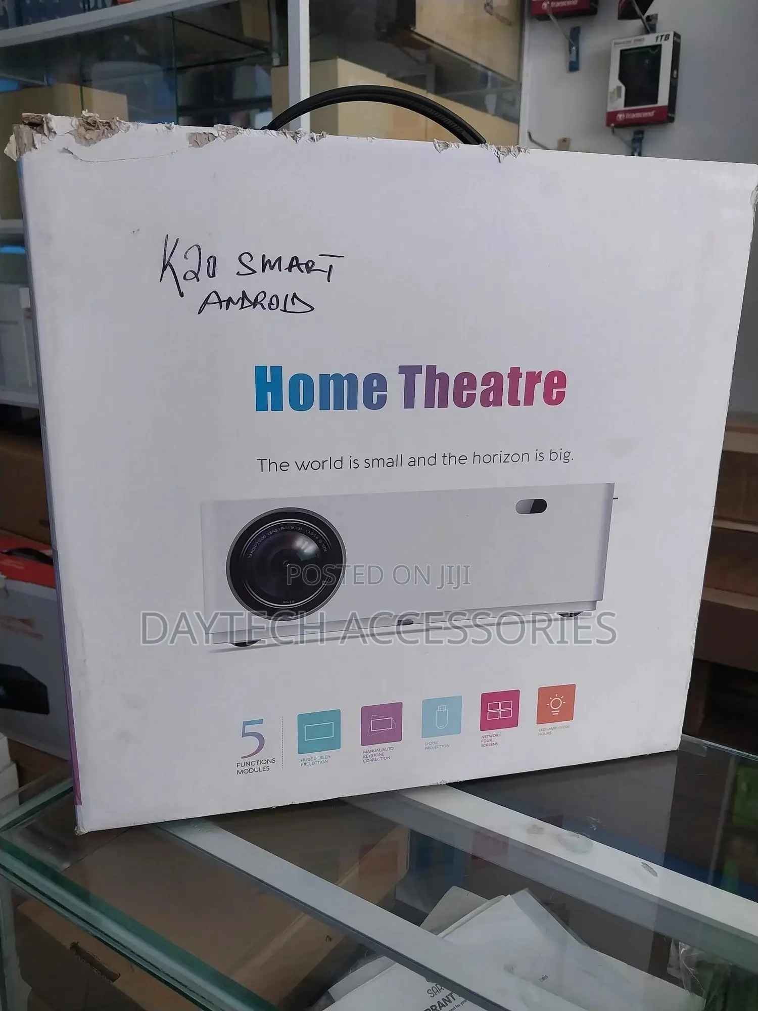 Byintek Basic Full Hd Projector - White