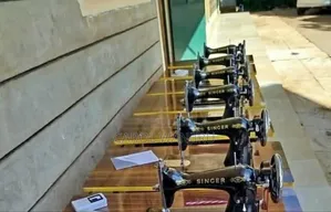Singer Sewing Machine Complete With Imported Table