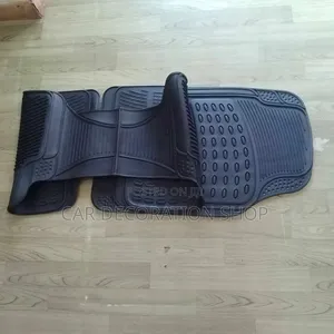 7 Seater Black Rear Rubber Mats Conjoined/Continuous Mats