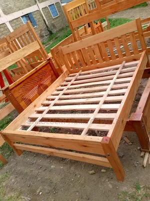 5*6 Hardwood Framed Modern Bed