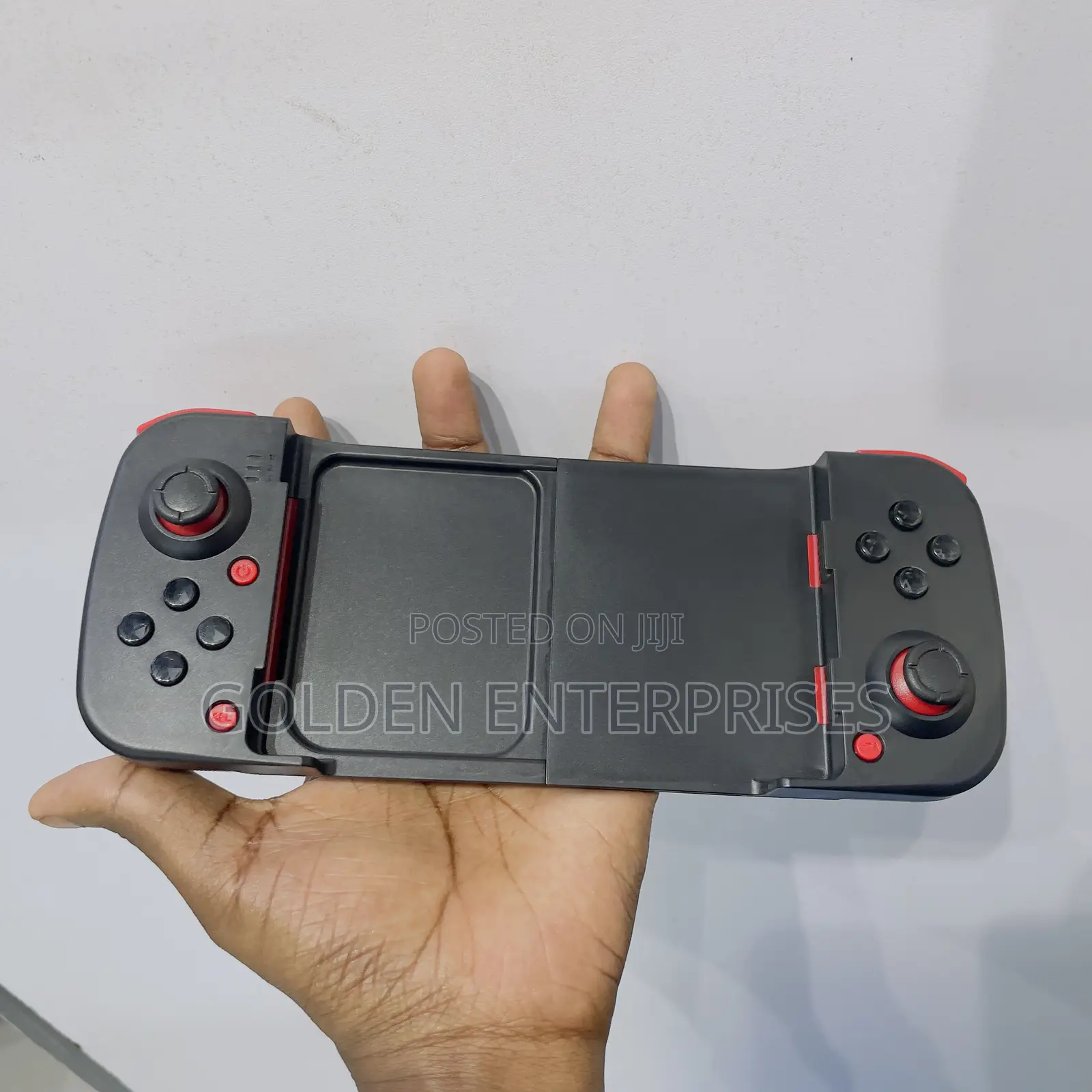 Stretchable Game Pad Wireless Smartphone Controller