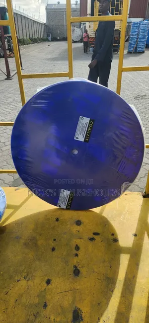 Big Round Plastic Table