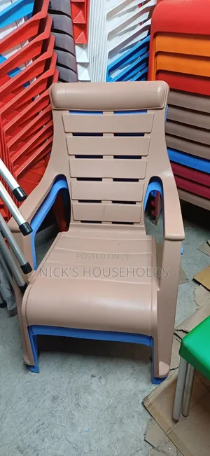 Relaxo Heavy Duty Plastic Chair